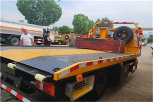 会昌附近拖车电话号码服务