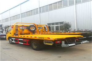 会昌附近拖车救援搭电